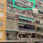 Acogedor Apartamento Junto A La Playa. *