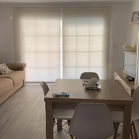 Acogedor Apartamento Junto A La Playa. Apartment *